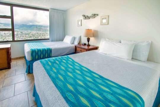 Deluxe Panoramic Mountain View Condo - 37Th Floor, Free Parking & Wifi Condo هونولولو المظهر الخارجي الصورة